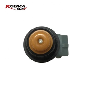 Auto Pezzi di Ricambio Iniettore di Carburante Per VW <span class=keywords><strong>polo</strong></span> 0280156146 accessori auto - Product Image 2