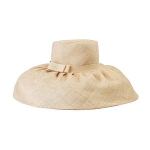 Chapeau de soleil élégant pour femme, style vintage, à large bord, design personnalisé, chapeau en paille de raphia naturelle de luxe pour les vacances à la plage - Product Image 2