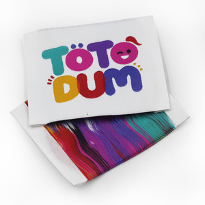 Tùy Chỉnh Vải Nhãn May Trên Logo Dệt Nhà Sản Xuất Máy May Tag Vải Quần Áo Dệt Nhãn - Product Image 3