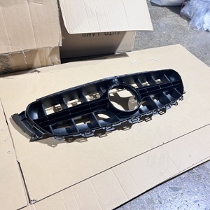 Calandre en argent/noir pour <span class=keywords><strong>Mercedes</strong></span> benz w213 e63s, grille style <span class=keywords><strong>AMG</strong></span>, <span class=keywords><strong>prix</strong></span> d'usine, 2016 — 2019 - Product Image 3