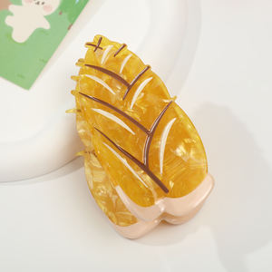 مشبك شعر أنيق على شكل سمكة القرش لتسريحة الشعر الخلفية، إكسسوار شعر راقي يزيد من حجم الشعر - Product Image 3