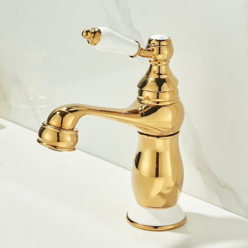 Oro Corto