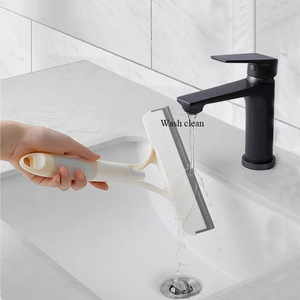 Limpiador de Vidrios Multifuncional 3 en 1 IMAXX con Regadera y Espátula para Ventanas - Product Image 4