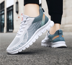 Nuevas <span class=keywords><strong>zapatillas</strong></span> de deporte con cordones informales para hombre con parte superior tejida voladora refrescante transpirable resistente al desgaste antideslizante - Product Image 4