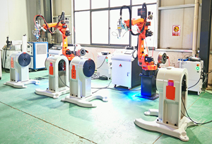 High Flexibility 6 Axis Robotic Laser Fiber Laser Welding Machine for Energy <b>Battery</b> Tray / Railway / Metal Pipe - Product Image 2