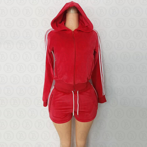 Conjunto de Ropa para Mujer 2026, Dos Piezas, Chaqueta de Terciopelo con Cierre Completo y Logotipo Personalizado, Pantalones Cortos, Estilo Y2K, Trajes Deportivos de Terciopelo para Mujer - Product Image 6