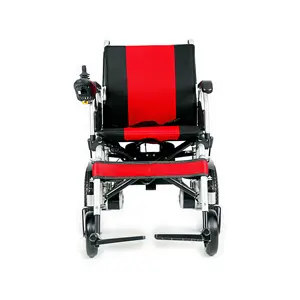 Jerry Design contrôlant le fauteuil roulant électrique léger pliant pour handicapés