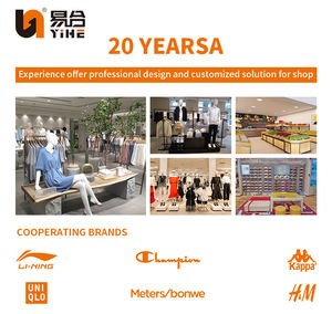 ชั้นวางเสื้อผ้าโลหะแบบแขวนสำหรับร้านค้าปลีกที่ทันสมัย ปรับแต่งได้ ขายส่งเฟอร์นิเจอร์ร้านเสื้อผ้าเหล็กสำหรับร้านค้าและโชว์รูม - Product Image 4