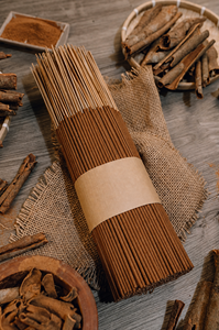 Bâtons d'encens en bois d'agar de Ho Chi Minh City, parfumés de qualité supérieure, écologiques, aromathérapie artisanale, vente en gros, toutes saisons - Product Image 4
