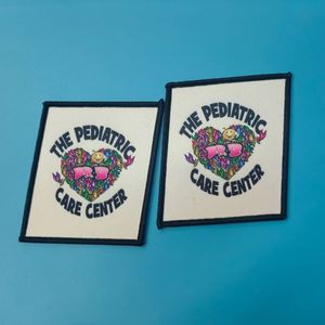 Patchs imprimés par sublimation thermique personnalisés avec logo de dessin animé en couleur pour vêtements et chapeaux - Product Image 1
