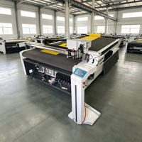 Machine de découpe oscillante automatique de haute précision pour échantillons de carton grand format avec caméra CCD et découpeuse CNC