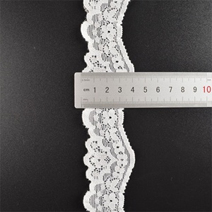 Ruban de dentelle de garniture de motif floral de tricot de chaîne pour décorer la conception florale et la lingerie - Product Image 5