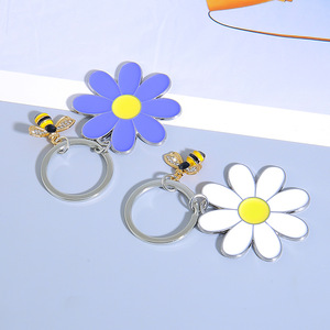 Gantungan kunci karabiner modis kartun bunga dan lebah gantungan kunci serangga Aloi seng dengan gantungan kunci logam motif Enamel - Product Image 3