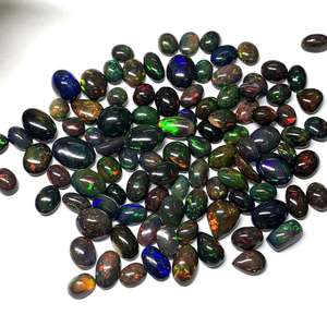 Ópalo Negro Etíope Natural Cabujón, Gema Suelta de Ópalo de Fuego para Fabricación de Joyas, Precio al por Mayor de Gemas Sueltas - Product Image 1