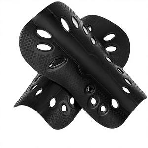 Entrega Rápida, Nuevo, Rodilleras Ligeras de PVC para Entrenamiento de Béisbol y Sóftbol, para Jugadores, para Todas las Temporadas - Product Image 2