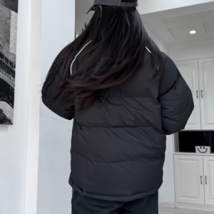 Abrigo de Invierno, Elegante, Resistente al Viento y al Agua. Chaqueta Acolchada Personalizada, Chaqueta <span class=keywords><strong>Bomber</strong></span> con Capucha Desmontable. - Product Image 3