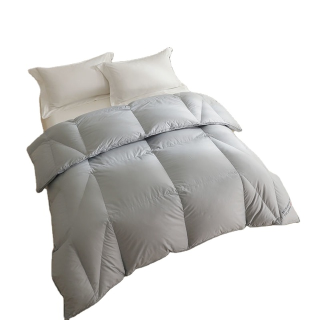 Best Selling Luxury Quilts Comforters Goose Down Feather Filling Bed Comforter Duvet Quilt for Winter