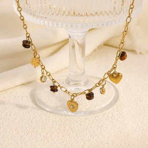 European Style Gold Plated Charm <b>Bracelet</b> With Four Leaf <b>Clover</b> Heart Rhinestone Pendant For Women Gift Jewelry Autumn Winter - Product Image 4