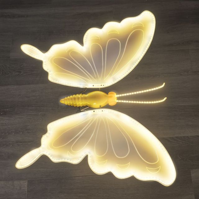 Dynamic Outdoor Garden Decor IP65 Waterproof DC 12V 90 LED Butterflies RGB White Emitting Easter Christmas Landscape Lighting