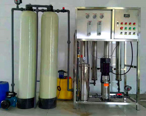 Línea automática de producción de llenado de agua pura Máquina de llenado de agua de barril grande de agua mineral pura de cinco galones - Product Image 1