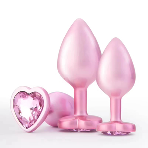 Juguete Sexual Anal de Cristal Rosa en Forma de Corazón, Acabado Plateado/Dorado, 100% Impermeable, Sostenible y Fácil de Limpiar, Venta al Por Mayor - Product Image 1