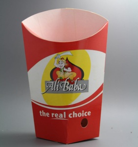 Caja de hamburguesas desechable roja con papel para hornear - Product Image 4