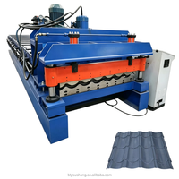 Machine automatique de formage à froid de tôles de toiture vernissées à grande vitesse avec contrôle PLC pour la production de tuiles de toiture
