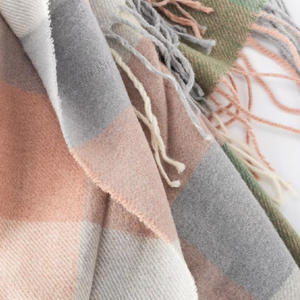 Bufanda a cuadros de lana Manta de invierno para hombres y mujeres Cálido 30% Lana 70% Bambú Chales a cuadros Cachemira - Product Image 5