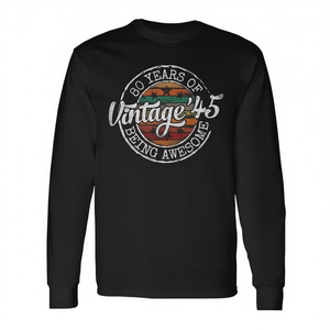 T-shirt unisexe vintage 1945 pour 80e anniversaire, manches longues, sérigraphié, col rond, 80 ans d'incroyable génialité - Product Image 3
