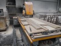 Machine de profilage de chants de marbre et de granit CNC Xianda avec moteur PLC et moteur 15KW, puissance du broche 380V pour la découpe de pierre