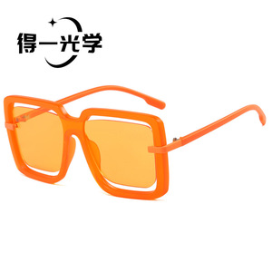 Oversized Square <b>Sunglasses</b> Black Frame Pc Lens Uv400 Protection For Women Fashion Sunscreen Travel Driving - Product Image 3