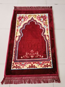 <span class=keywords><strong>Tapis</strong></span> de prière personnalisé islamique mosquée voyage pliable rembourré <span class=keywords><strong>tapis</strong></span> de prière en velours musulman turc Ramadan cadeau épais <span class=keywords><strong>tapis</strong></span> de prière - Product Image 4