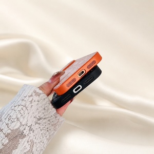 เคสโทรศัพท์ลายจระเข้สุดหรู ป้องกันแรงกระแทก สำหรับ iPhone - Product Image 3