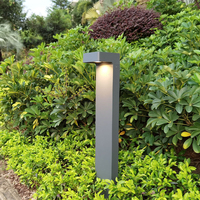 Borne lumineuse LED extérieure étanche IP65 en aluminium pour allées et jardins, design breveté de haute qualité pour l'éclairage paysager extérieur