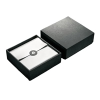 Boîte cadeau rigide noire écologique personnalisée en forme de livre avec logo estampé à chaud argenté pour portefeuilles, porte-cartes et articles professionnels
