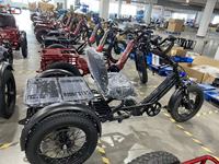 Moto tout-terrain électrique puissante de 750 W, tricycle tout-terrain, autonomie de 200 km, tricycle tout-terrain noir, Surron Ultra Bee, vitesse de 35 km/h