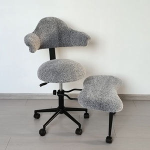 Moderna sedia <span class=keywords><strong>ergonomica</strong></span> in ginocchio comoda <span class=keywords><strong>poltrona</strong></span> in tessuto <span class=keywords><strong>per</strong></span> casa <span class=keywords><strong>ufficio</strong></span> con pedali <span class=keywords><strong>per</strong></span> la meditazione Yoga-Design sgabello scimmia - Product Image 2