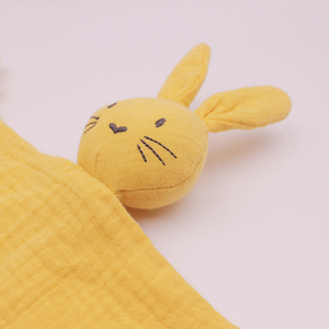 Anneau de dentition pour bébé en bois de coton biologique LP Maple Rings Bunny - Product Image 3