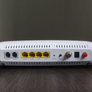 ZC-521T XPON FTTH 4GE 2POTS ดูอัลแบนด์ AC2100 WIFI5 1CATV +WDM+AGC ONU - Product Image 4