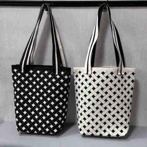 حقيبة ظهر نسائية بوهيمية بطراز عرقي بسعة كبيرة محبوكة شعار مخصص حقيبة ظهر بوليستر للخريف والشارع للتسوق - Product Image 3