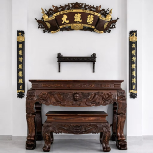 Autel à un niveau en bois de Chiuliu - Autels ancestraux sculptés à la main par Chan Mong (176 × 88 × 127 cm) - Product Image 1