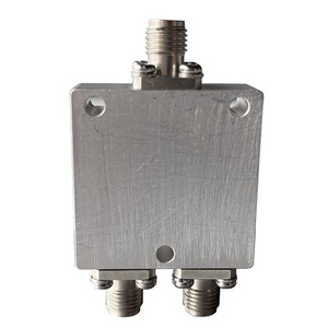 Bộ chia khuếch đại tín hiệu vệ tinh bộ chia công suất RF Bộ chia công suất hoạt động GPS 2000MHz đến 6000MHz - Product Image 2