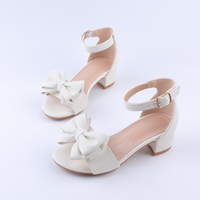 Nueva Llegada Zapatos de Princesa Blancos Estilo Dulce Zapatos Formales para Niños Decorados con Lazos de Perlas Adecuados para Clases de Baile Escolares