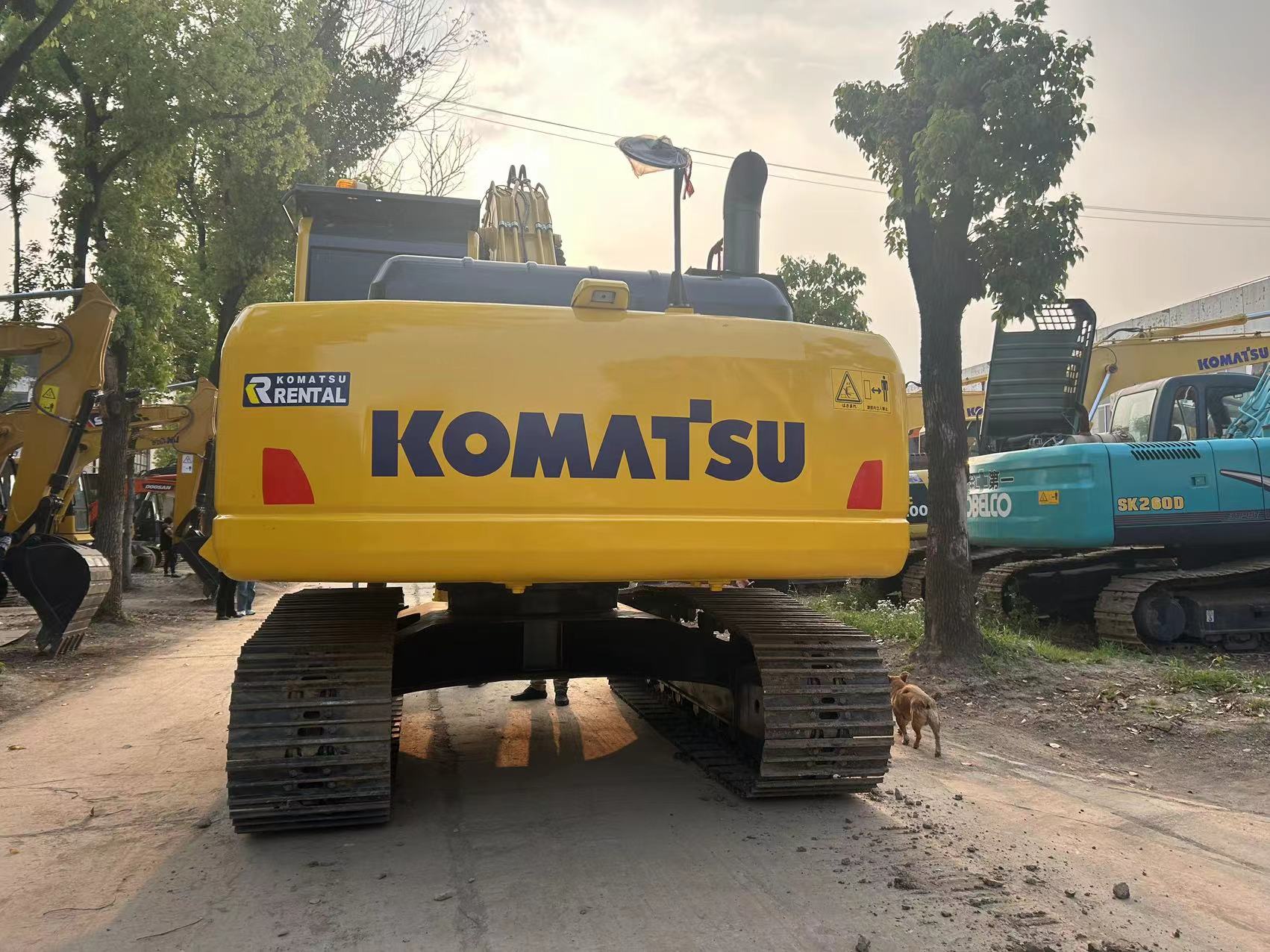 油圧ショベル中古新バージョンコマツPC200 PC225 PC265 PC330