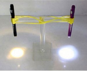 Linterna LED Moderna de Primeros Auxilios, Linterna de Mano, Herramienta para Oídos, Ojos y Garganta, Linterna Médica de Bolsillo con Sensor de Movimiento Incorporado - Product Image 3