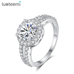 Anello di Fidanzamento Personalizzabile LUOTEEMI con Diamante CZ Halo, <span class=keywords><strong>2</strong></span> Carati di Zirconia Cubica, Anelli di Fidanzamento Halo a <span class=keywords><strong>2</strong></span> Fasce - Product Image 1
