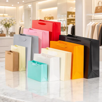 Sac à main imperméable en gros avec logo personnalisé estampé à chaud or/argent, sac de courses réutilisable pour boutique, entreprise, coffret cadeau de vacances