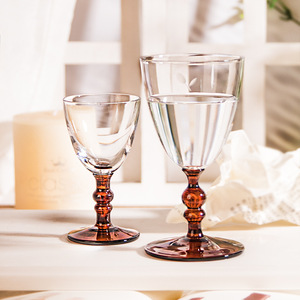 Copa de Vino Tinto de Cristal Soplado a Mano Vintage Única con Tallo Grueso de Color Rojo, Copas de Vino - Product Image 3