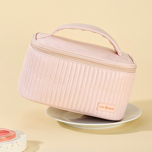 Hanging Travel <strong>Toiletry</strong> <strong>Bag</strong> for <strong>Men</strong> and Women Makeup and <strong>Toiletries</strong> Organizer Kit Travel Quilted Cosmetic Cases