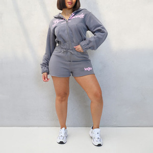 कस्टम पफ प्रिंट लोगो महिला दो टुकड़े हुडी सेट कट सीडब्ल्यू कपास जॉगर्स स्वेटसूट सूरज की धुलाई और लघु सेट - Product Image 4